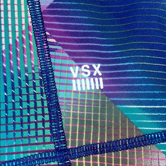 VSX Vibrant Geometric Leggings - Picture 2 of 6